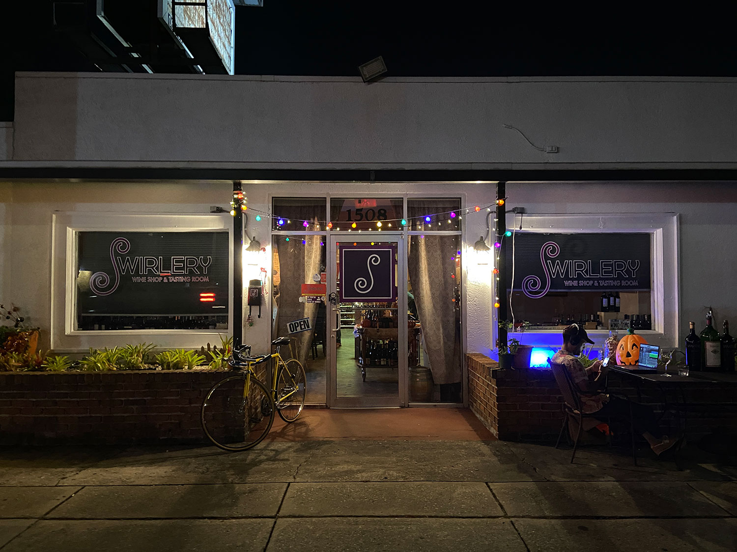 Swirlery Brings Together Community and Education Around Wine Tasting
