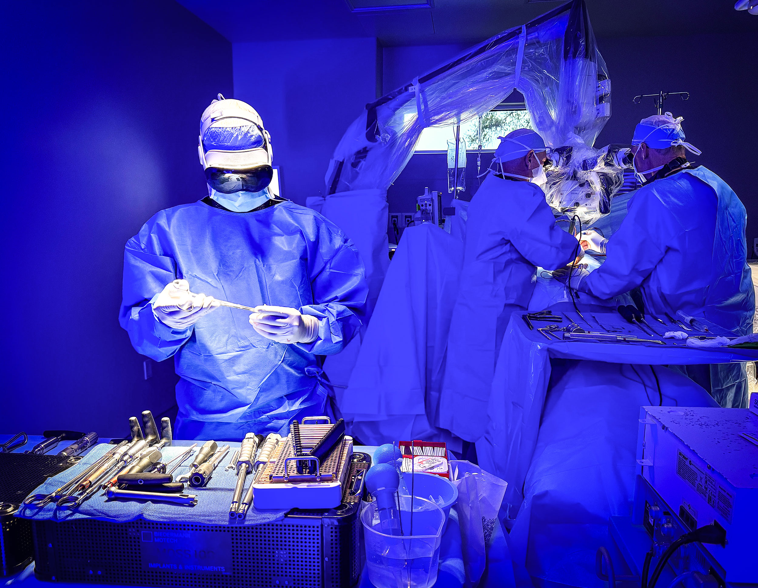 2 Major Takeaways from First to Use Apple Vision Pro in Surgery