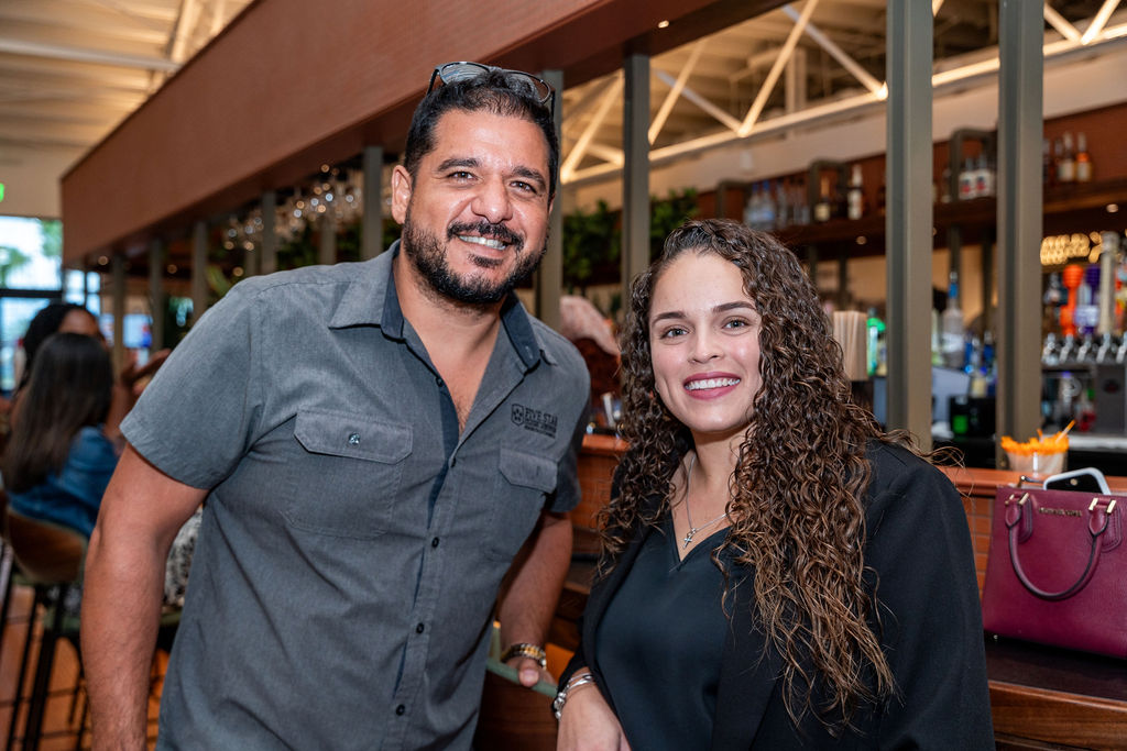 7 Questions to Ask at a Networking Event
