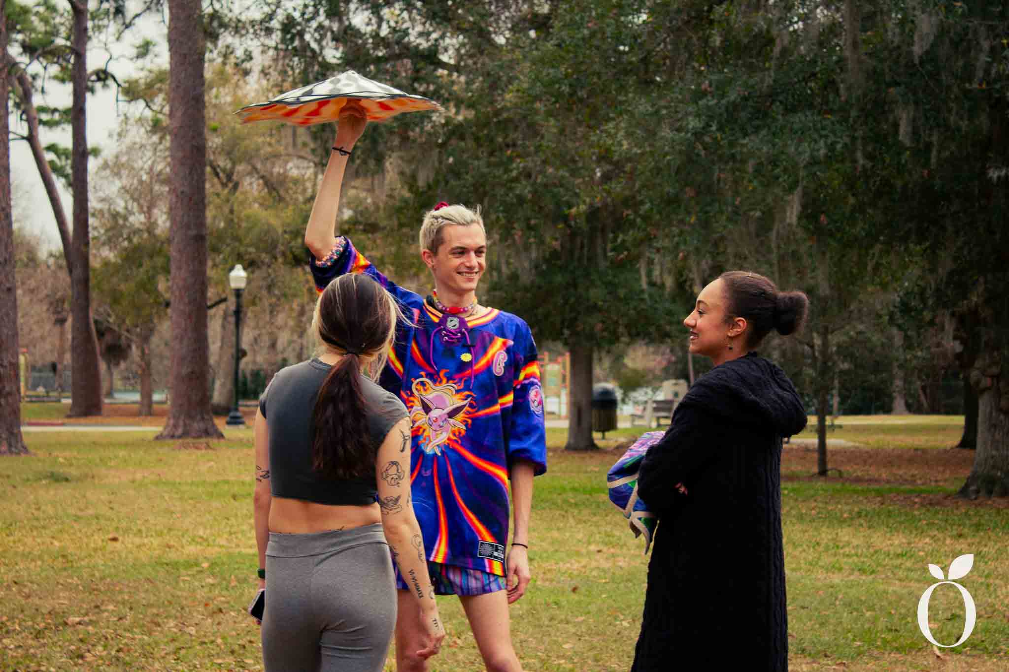 Flow artists talking at Orlando Flows