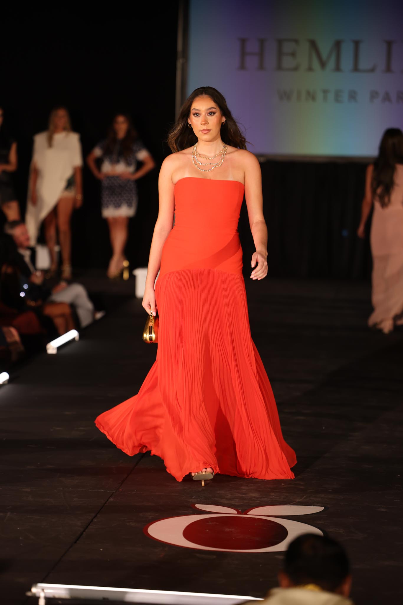 HEMLINE_IMG_6165